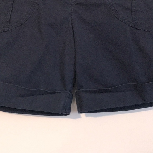 Lauren Ralph Lauren navy blue high waist rolled hem shorts size 10 - Picture 3 of 9
